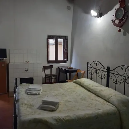 La Contadina Sisina Guest house *