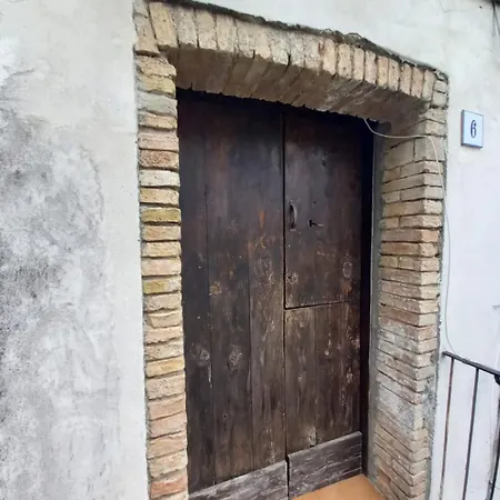 La Contadina Sisina *