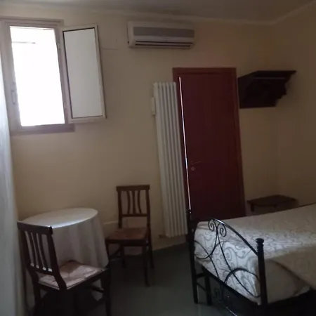 La Contadina Sisina Guest house Aliano